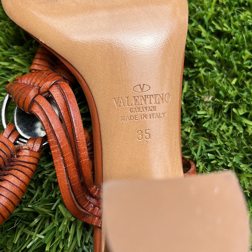 NWOB Valentino Scarab Sandals size 35 - Picture 11 of 17